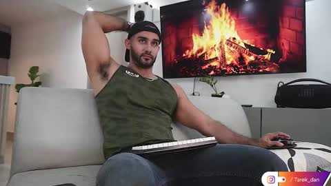 Tarek online show from March 18, 2:04 am