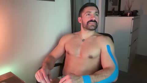 tarquit8 online show from February 11, 9:20 pm