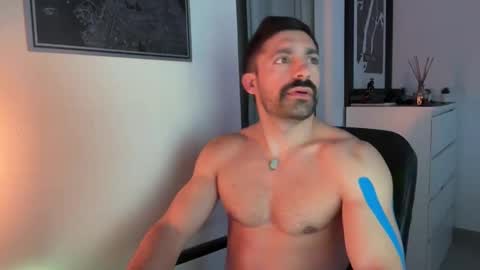 tarquit8 online show from February 14, 7:38 am