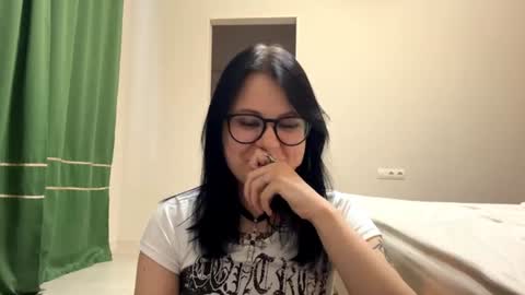 Tarsha online show from August 8, 1:57 pm