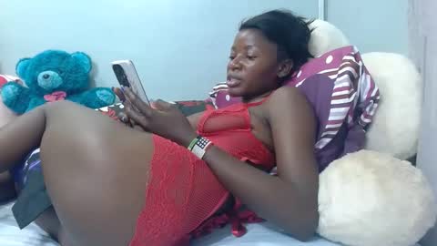 milan online show from February 15, 10:11 am