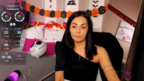 Snapshot of tashahoney chatting on October 21, 8:53 pm Tasha online show from October 21, 8:53 pm