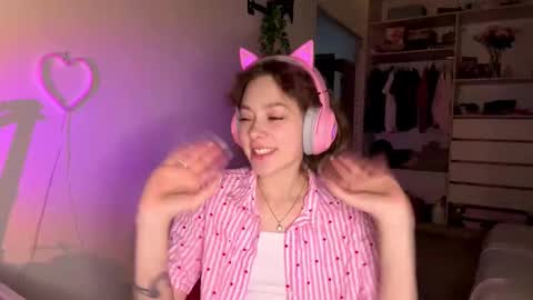 Darlin online show from February 23, 10:07 pm