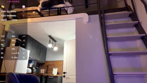 Viola online show from January 18, 5:06 pm