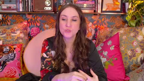 Vivian  Clark online show from March 6, 9:50 am