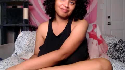 Tastee Kitty online show from November 4, 7:07 am