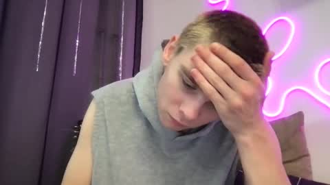 tasteithorny online show from February 4, 10:10 am