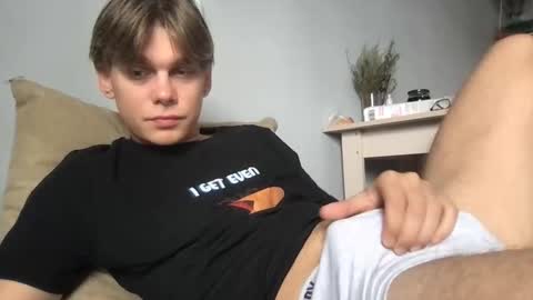 tasteithorny online show from September 19, 9:11 am