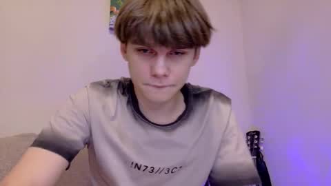 Snapshot of tasteithorny chatting on April 7, 9:37 pm tasteithorny online show from April 7, 9:37 pm