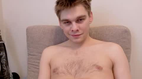 Snapshot of tasteithorny chatting on May 10, 1:38 pm tasteithorny online show from May 10, 1:38 pm