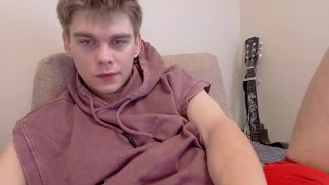 Snapshot of tasteithorny chatting on May 13, 7:39 am tasteithorny online show from May 13, 7:39 am