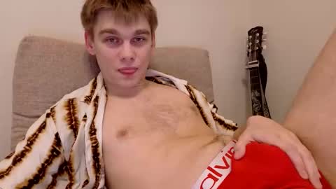 Snapshot of tasteithorny chatting on May 23, 5:39 pm tasteithorny online show from May 23, 5:39 pm