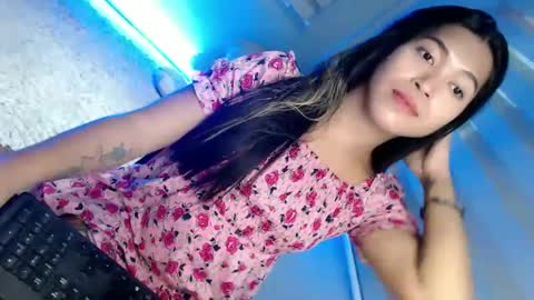   online show from January 12, 5:45 am