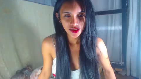 Snapshot of tasteofinnocentxx chatting on February 22, 10:36 am tasteofinnocentxx online show from February 22, 10:36 am