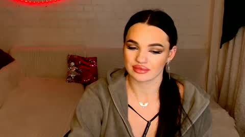 tasty_babyy online show from December 8, 5:11 pm