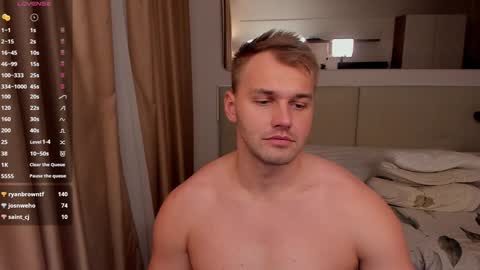 My shows 2100500 UTC3 online show from December 9, 1:51 am