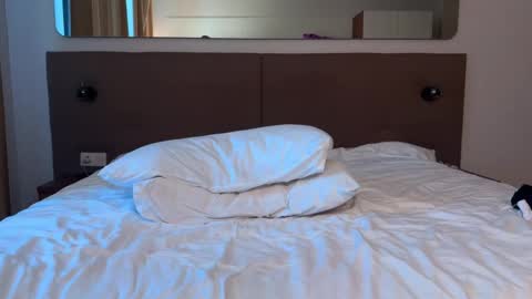 My shows 2100500 UTC3 online show from November 15, 7:38 am