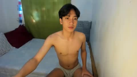 Snapshot of tastylicious_kim chatting on January 17, 1:54 am Ask me online show from January 17, 1:54 am