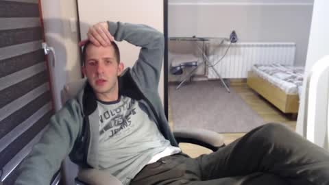 Snapshot of tatamata91 chatting on April 13, 2:22 pm tatamata91 online show from April 13, 2:22 pm