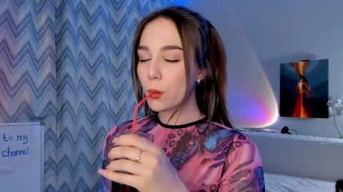 Snapshot of tate_angel chatting on December 4, 4:16 pm Tate online show from December 4, 4:16 pm