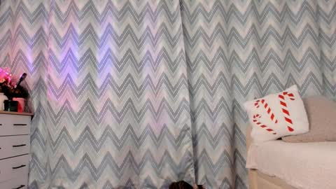 Snapshot of tate_angel chatting on January 29, 9:17 pm Tate online show from January 29, 9:17 pm