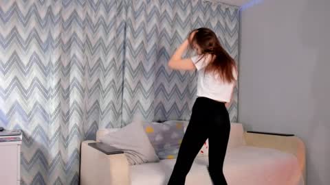 Snapshot of tate_angel chatting on January 31, 6:14 pm Tate online show from January 31, 6:14 pm