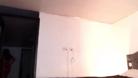 Snapshot of tati_g chatting on October 20, 12:22 am Tati Garcia online show from October 20, 12:22 am