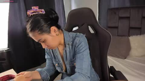 Tatiana online show from April 17, 8:01 pm