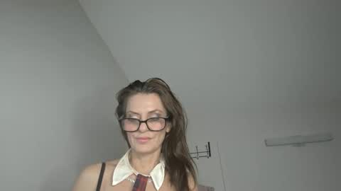 Apple Jucy online show from February 22, 6:02 am