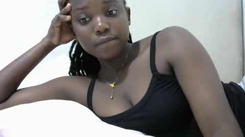 Snapshot of tatianadolll chatting on September 21, 7:48 pm tatianadolll online show from September 21, 7:48 pm