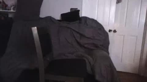 Im always the first option  online show from November 9, 8:01 am