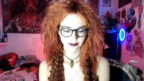 Snapshot of tatianaromanova chatting on May 24, 7:30 pm Tatiana online show from May 24, 7:30 pm
