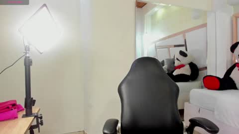tatikanyx online show from June 5, 11:49 am