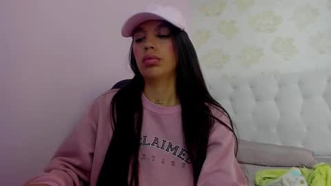  TATI online show from October 25, 1:18 pm