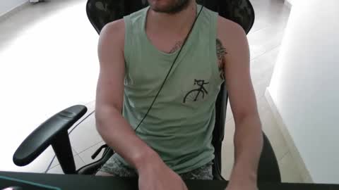 Lucas online show from December 7, 5:31 pm