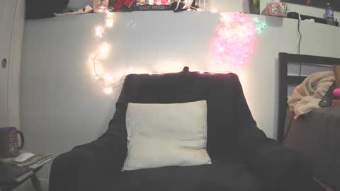 just jay1988 online show from December 11, 10:36 am