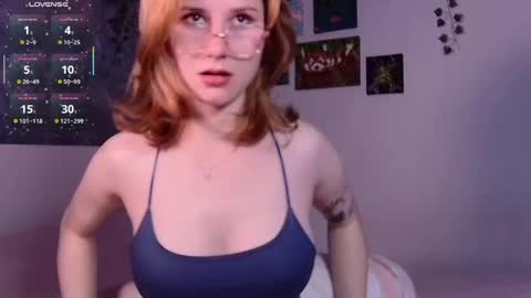 Snapshot of tattibella chatting on May 28, 2:31 am Start broadcast 2000-2100 UTC-4 GMT-4 online show from May 28, 2:31 am