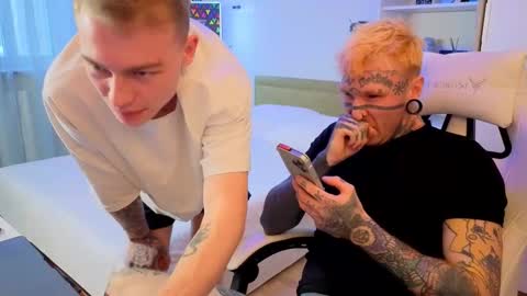 Alex but u can call me Theo online show from January 9, 11:57 am