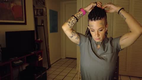 Snapshot of tattooed_natalia chatting on February 20, 9:32 am Natalia 3 online show from February 20, 9:32 am