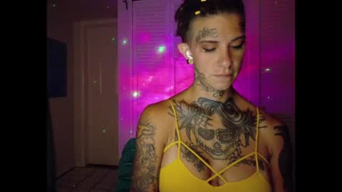 Snapshot of tattooed_natalia chatting on June 19, 9:46 am Natalia 3 online show from June 19, 9:46 am