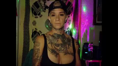Snapshot of tattooed_natalia chatting on July 26, 9:16 am Natalia 3 online show from July 26, 9:16 am