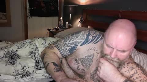 Tattooeddilf 01 online show from December 6, 2:13 am