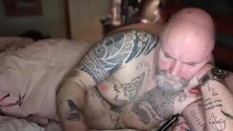 Tattooeddilf 01 online show from January 24, 1:35 am