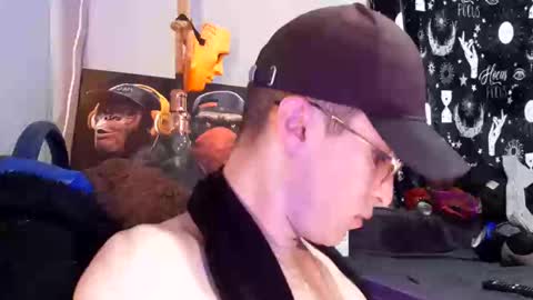 Jean pool online show from April 26, 9:34 pm