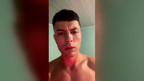 Snapshot of taulerfox chatting on February 17, 3:03 am Caito online show from February 17, 3:03 am