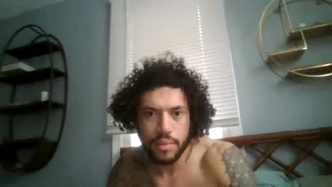 Snapshot of taurusbaeforever chatting on November 11, 1:00 pm taurusbaeforever online show from November 11, 1:00 pm