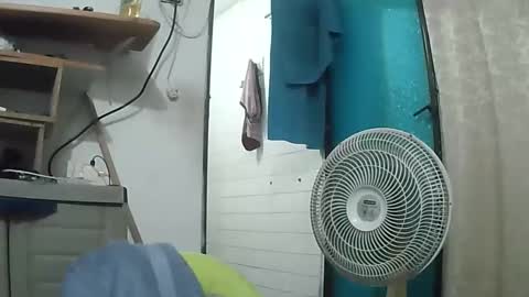 Snapshot of tavo58 chatting on October 28, 2:26 am alvarito online show from October 28, 2:26 am