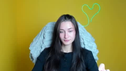 Taya online show from November 4, 12:15 pm