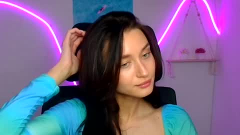 Snapshot of tayavibe chatting on June 24, 5:50 am Taya online show from June 24, 5:50 am