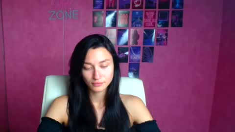 Snapshot of tayavibe chatting on August 3, 9:59 am Taya online show from August 3, 9:59 am